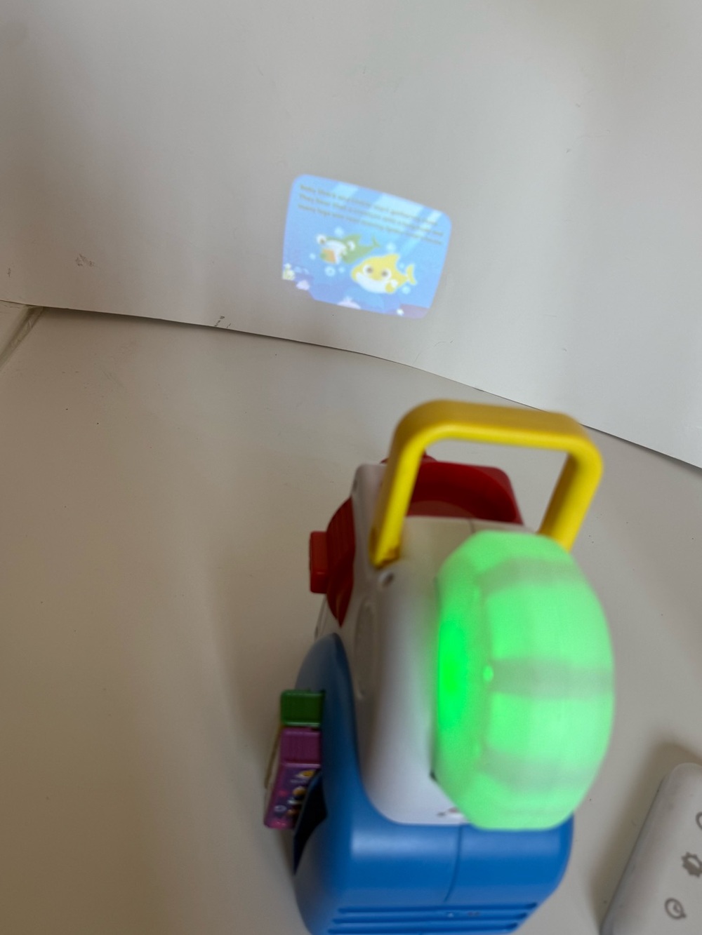 Little Tikes Story Dream Machine Projector With 3 Books TESTED - Picture 8 of 12